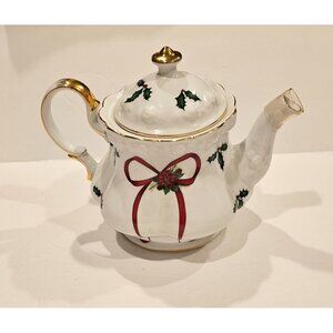 Nantucket Teapot Christmas Ribbon‎ W/Berries Holly Gold
